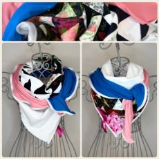Flowers & Triangles - Blue & Pink